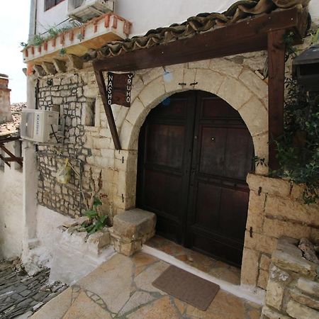 Hotel Nasho Vruho Berat Dış mekan fotoğraf