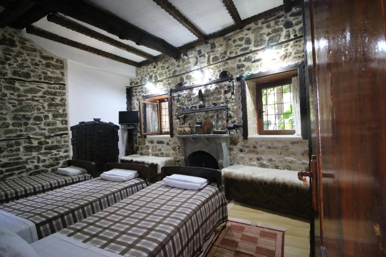 Hotel Nasho Vruho Berat Dış mekan fotoğraf